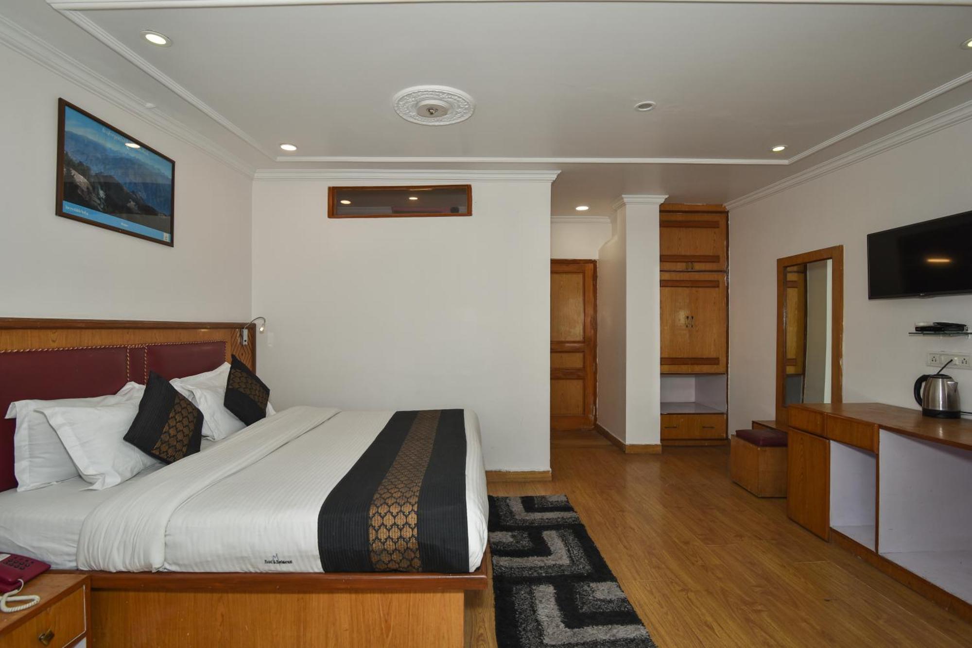 M Hotel And Restaurant McLeod Ganj Exterior photo